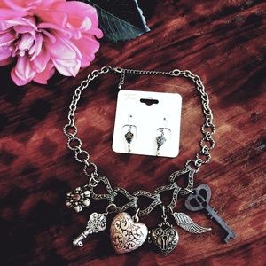 Charm necklace w/earrings-NWOT
